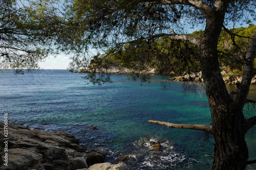 Quiet bay along the Sentier du Littoral