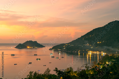 Quadro em tela koh tao island and nang yuan harbor surathani one of most popular traveling dest