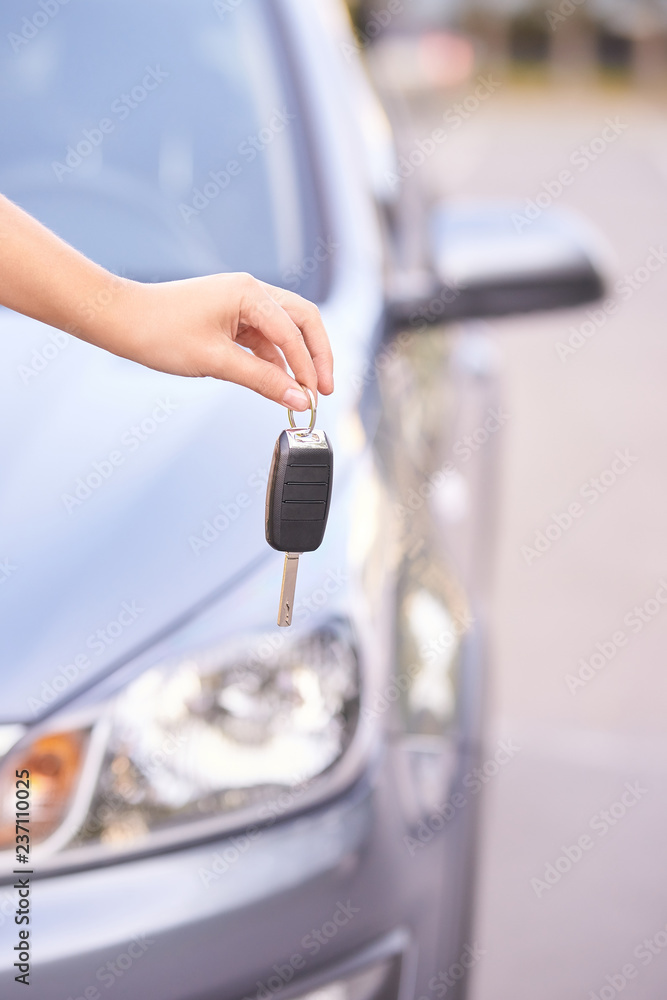 Key in car. Ride instruction accident. Automobile loan. Outdoor Key in car. Ride instruction accident. Automobile loan. Outdoor