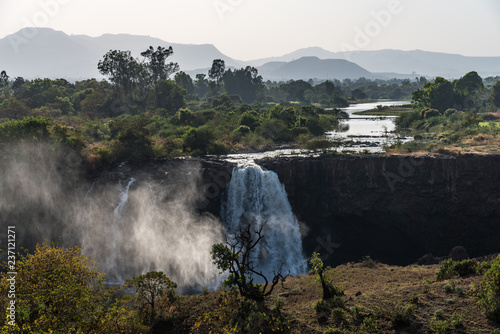 Äthiopien - Am blauen Nil bei Tis Issat photo