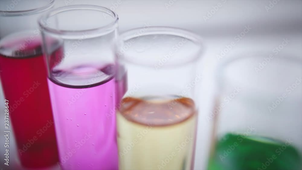 Laboratory tube, liquid filling vessel. Used for research experiments in science, educational demonstrations in medicine and public health. Laboratory tube, liquid filling vessel. Used for research experiments in science, educational demonstrations in medicine and public health.
