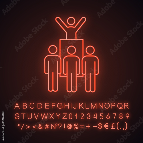 Protest leader neon light icon