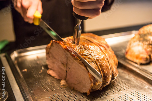 carving roast turkey