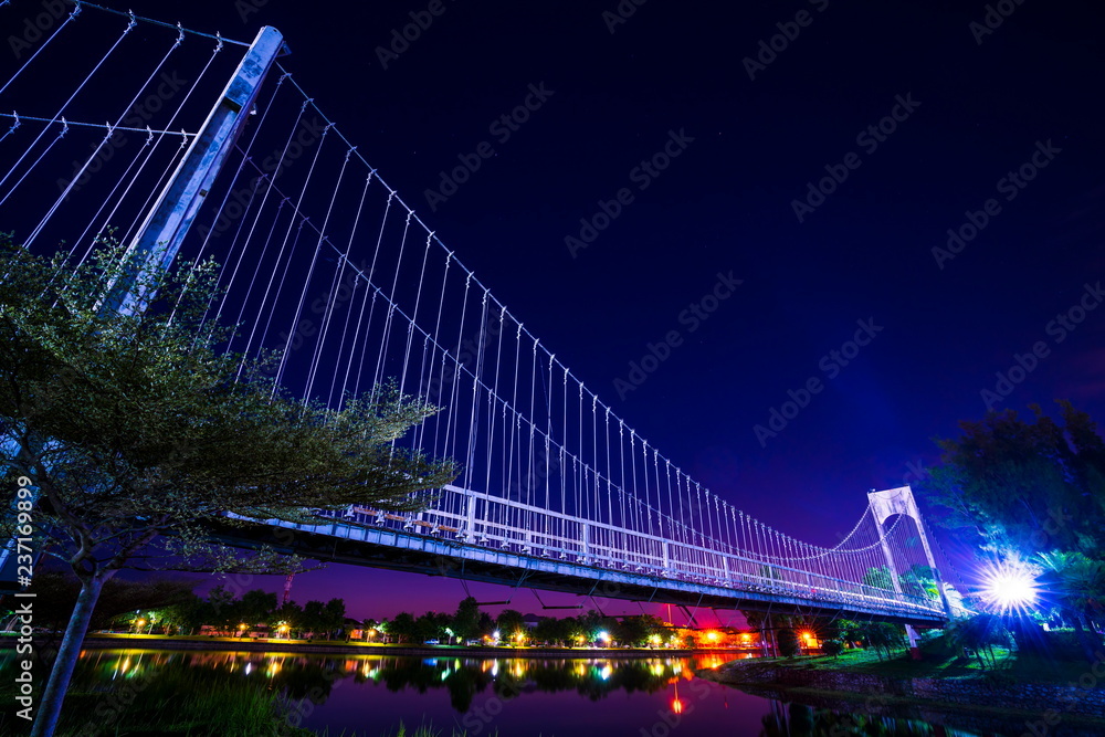 Obraz premium Suspension bridge