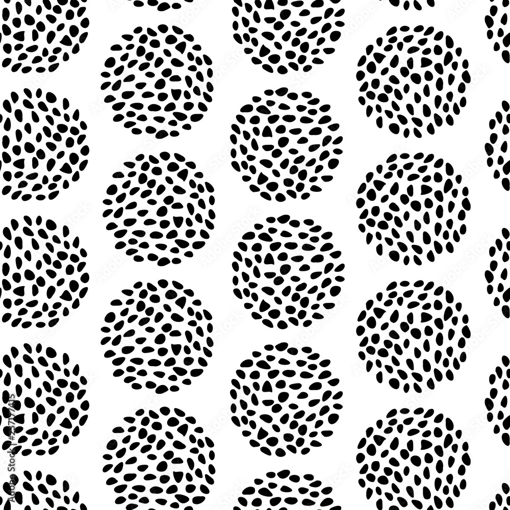 Retro seamless pattern with dotted circles. geometric ornament.
