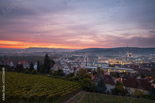 Stuttgart City Sonnenaufgang im Sommer