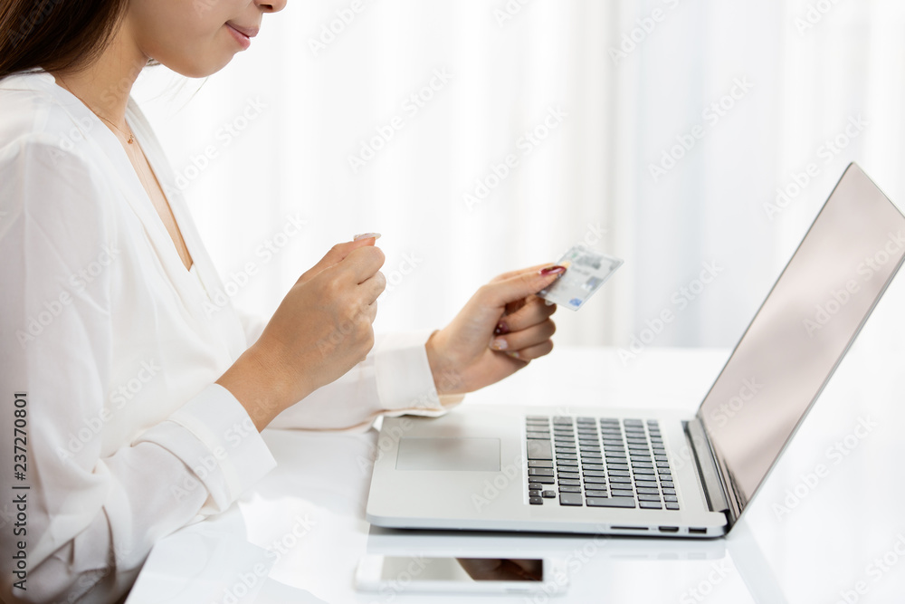 クレジットカード・喜び クレジットカード・喜び