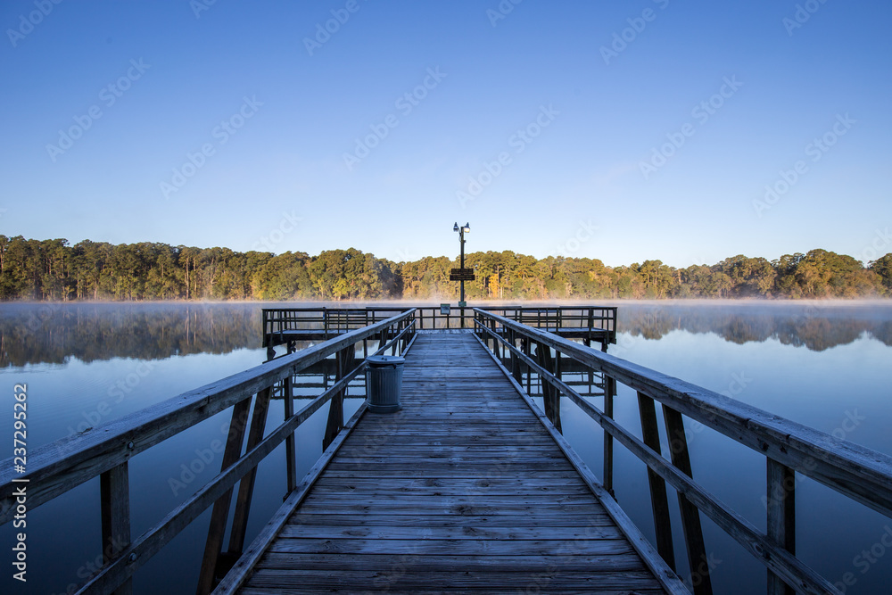 Naklejka premium Frost on the Pier
