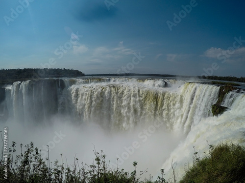 Waterfall force © Leonardo Araújo
