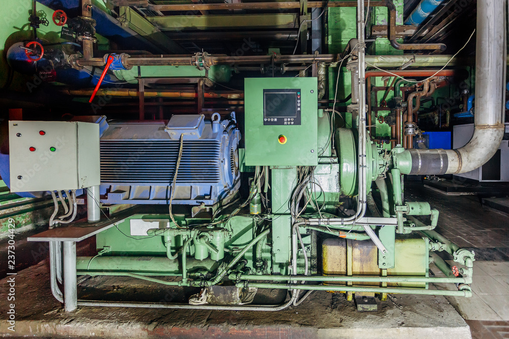 Industrial centrifugal compressor Industrial centrifugal compressor