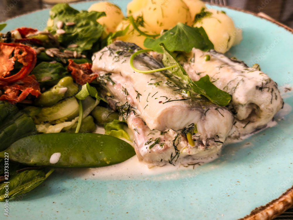 fish with vegetables