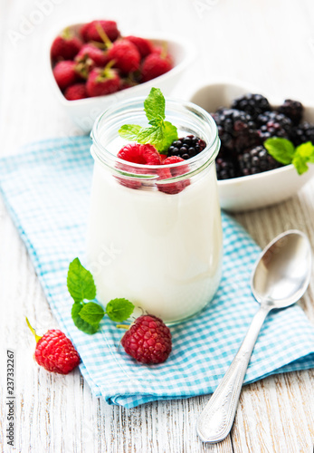 Wallpaper Mural Yogurt with fresh berries Torontodigital.ca