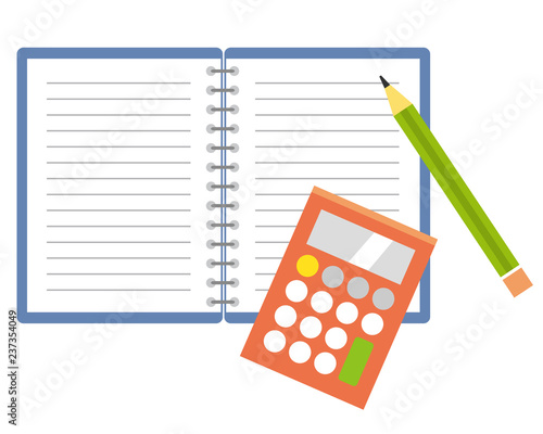 電卓　えんぴつ　ノート
