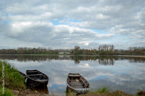 Fototapeta Naklejka Na Ścianę i Meble -  The river Loire at Montsoreau