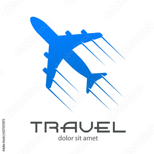 Logotipo con texto TRAVEL con avión con estela en color azul