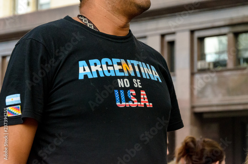 T-Shirt with wordplay agains USA politics on Latin America