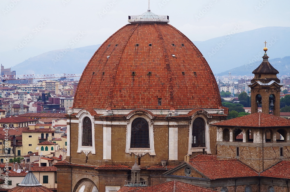Fototapeta premium Dome of the Cappelle Mediceee, Florence, Italy