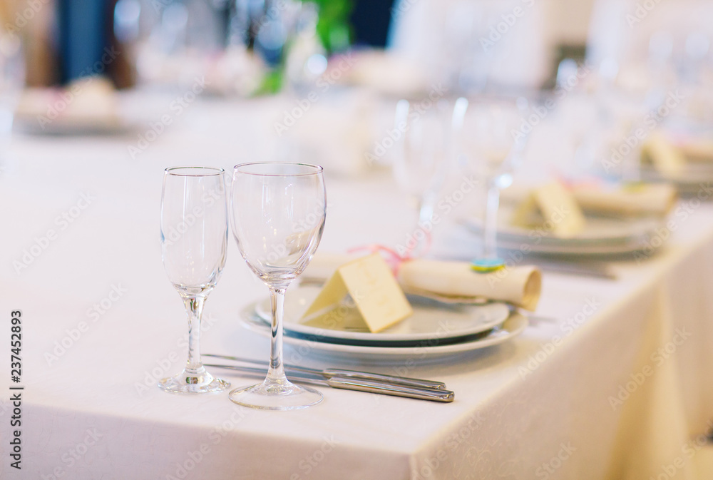 Wedding table setting in the restaurant. Wedding table setting in the restaurant.