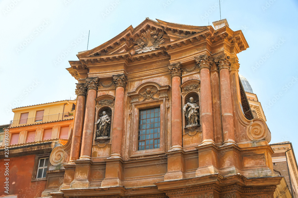 Fototapeta premium View on a historic church in Rome, Italy on a sunny day.