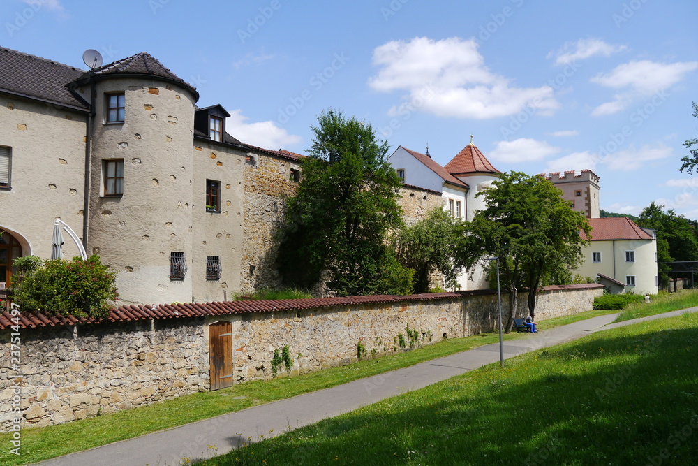 Häuser aus Stadtmauer mit Schalentürmen in Amberg Häuser aus Stadtmauer mit Schalentürmen in Amberg
