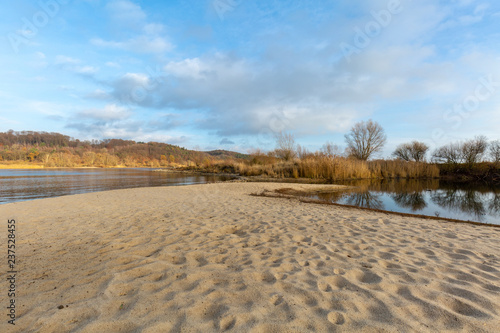 Strand an der Elbe