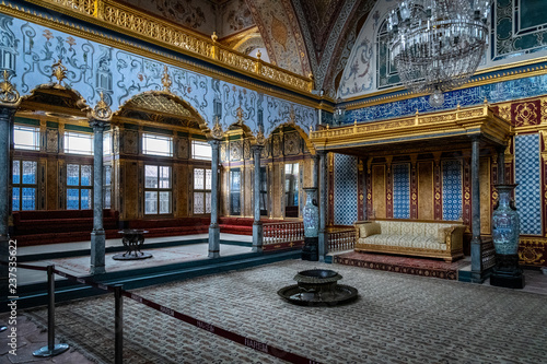 Decorations in sultan's room in palace