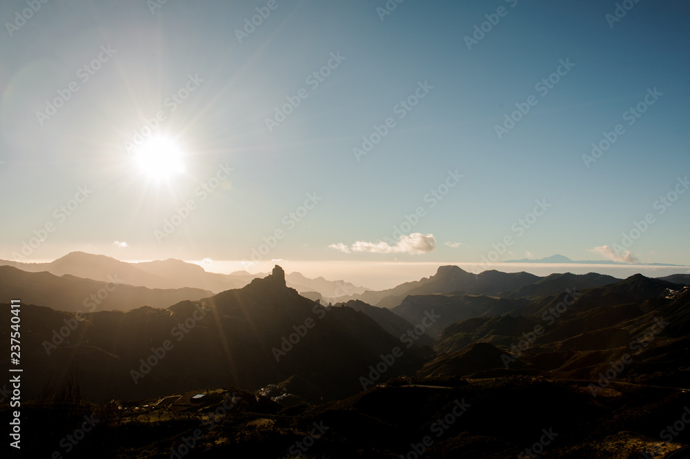 Obraz premium GRAN CANARIA,SPAIN - NOVEMBER 6, 2018: Gorgeous landscape of the beautiful mountains Roque Nublo