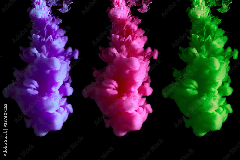 Original visualization of trend colors in 2018: UFO green, Plastic pink, proton purple, paint stream in water, abstract background