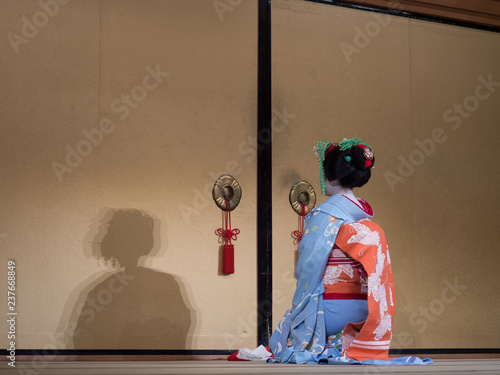 Geisha performing