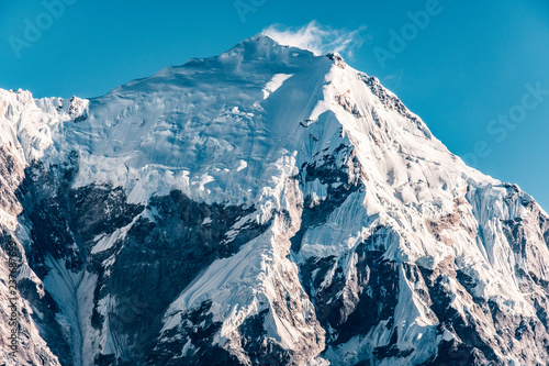 Nepal Langtang mountain massif © mezzotint_fotolia