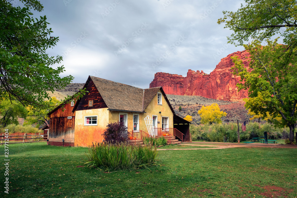 Fototapeta premium Historic Gifford farmhouse in Capitol Reef National Park