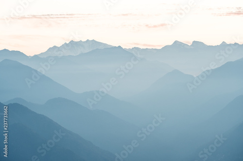 Aussicht vom Berg Cardada am Lago Maggiore  ins Tessin  Schweiz und Piemont  Italien.