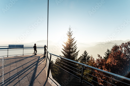 Blick von der Aussichtplattform Cardada über Locarno, Ascona und den Lago Maggiore, Tessin, Schweiz. photo