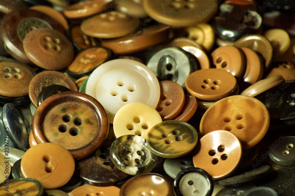 old buttons for fashion old buttons for fashion