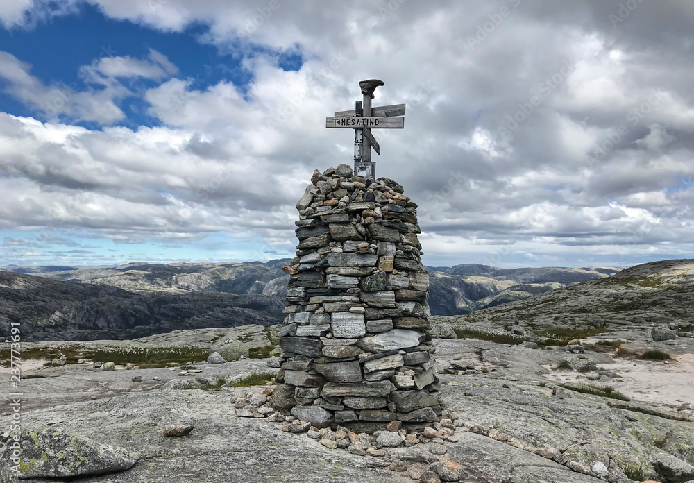destination points in the peaks of the mountains destination points in the peaks of the mountains