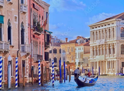 Canale Grande in Venedig mit einer Gondel