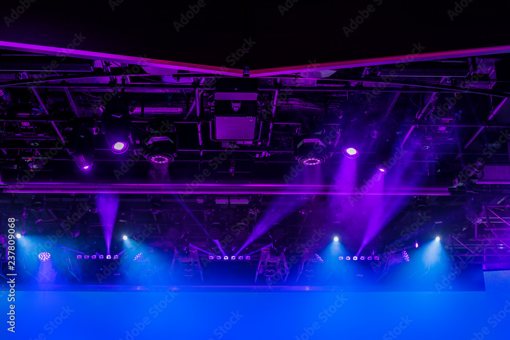 Obraz premium abstract background of light and smoke performance on stage