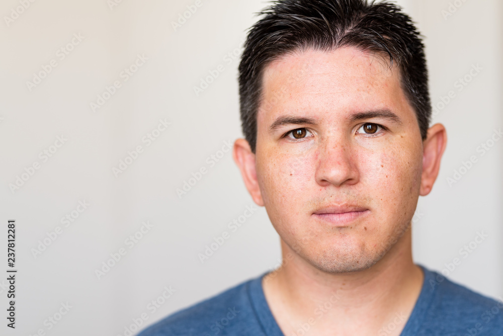 Fototapeta premium Portret na białym tle 6