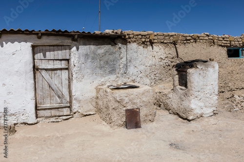 Fototapeta Naklejka Na Ścianę i Meble -  Old traditional house with stove in Bulunkul in Tajikistan
