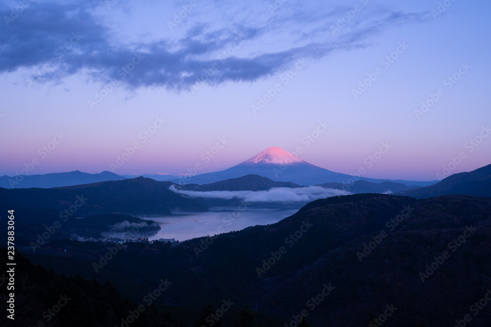 箱根大観山からの朝焼け富士