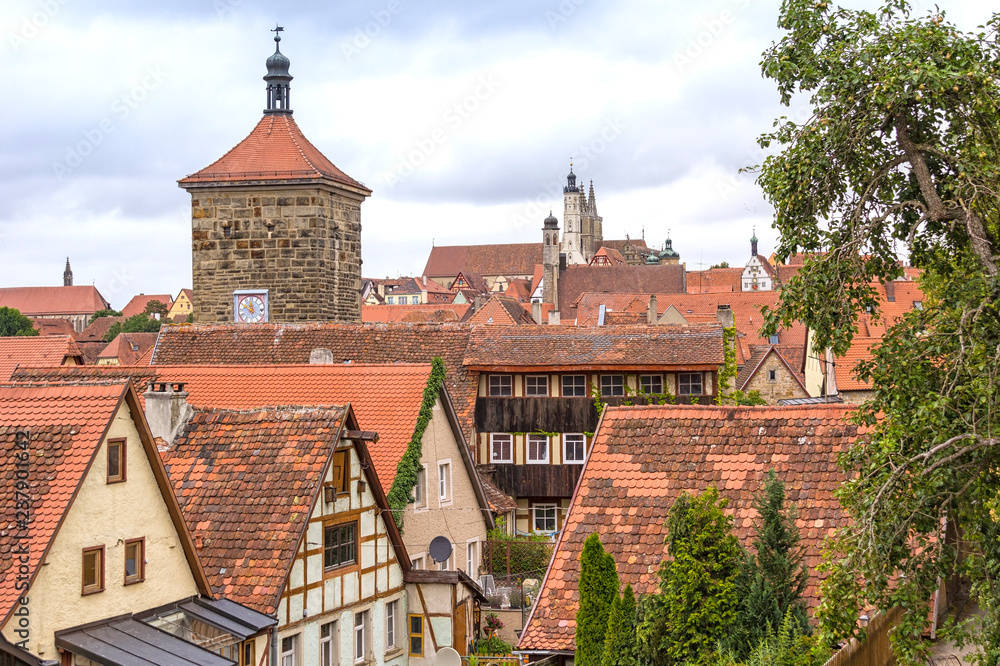 Obraz premium Roofs in the medieval town Rothenburg ob der Tauber