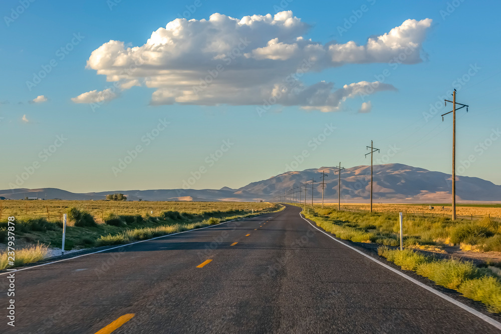 Highway 68 with view of horizon on a sunny day Highway 68 with view of horizon on a sunny day
