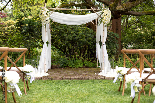 Lacer wedding alter at an outdoor ceremony