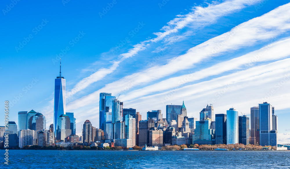 ニューヨーク マンハッタンの摩天楼 Stock 写真 Adobe Stock