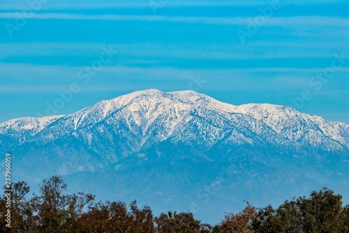 Canvas Print Snow capped mountains in Southern California