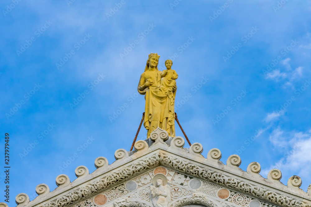 Virgin Mary Jesus Statue Roof Cathedral Duomo Pisa Italy