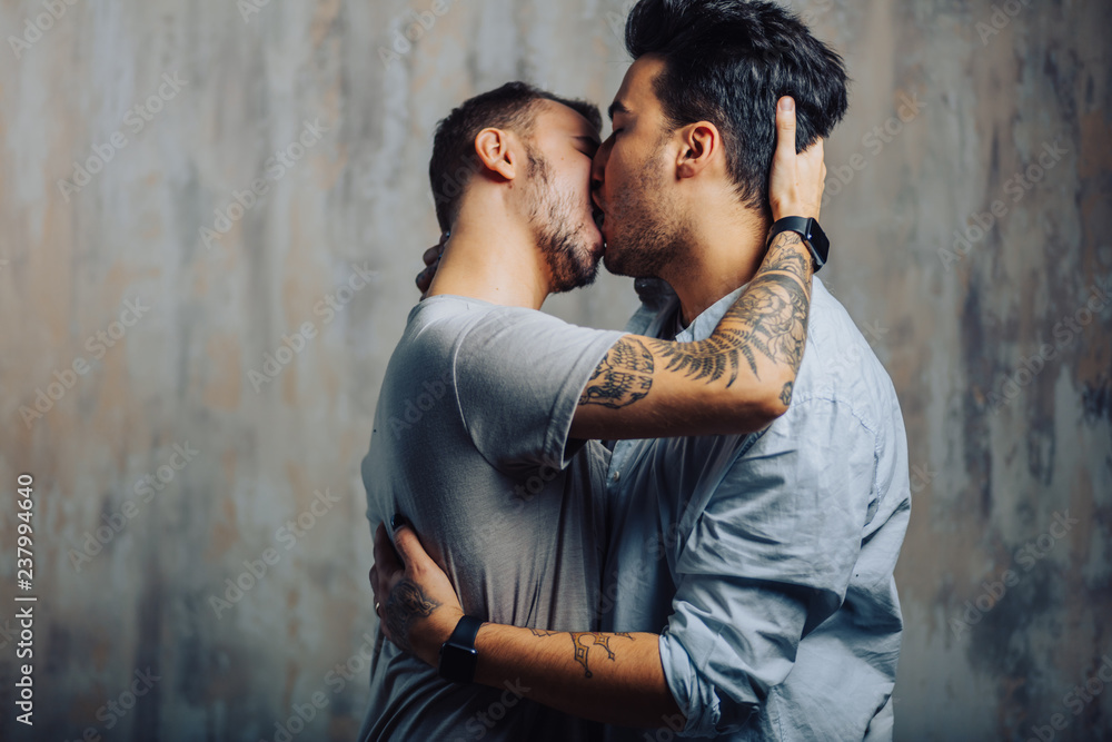 Gay Asian Men Dating Site