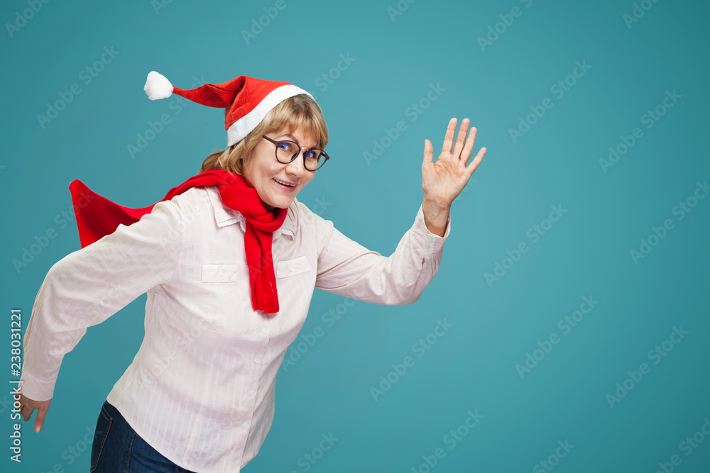 Obraz premium Christmas woman on background