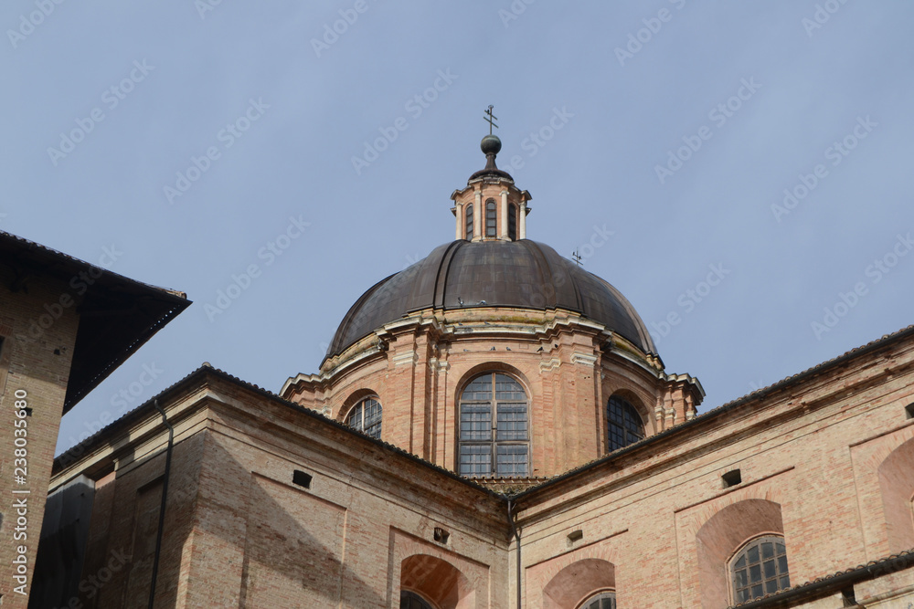 Dom Santa Maria Assunta in Urbino