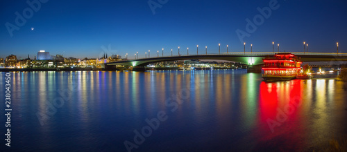 Bonn, Kennedybrücke, Deutschland © Adrian72